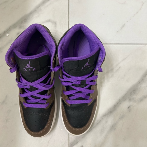 Air Jordan 1 Purple Mocha - Picture 3 of 10